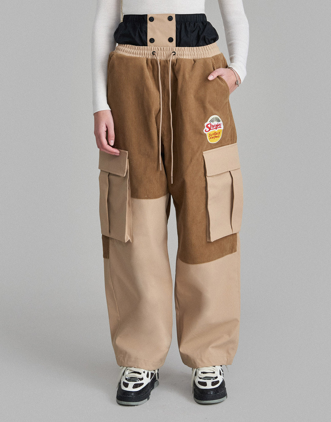 Ombre Pantaloni sportivi - khaki/cachi