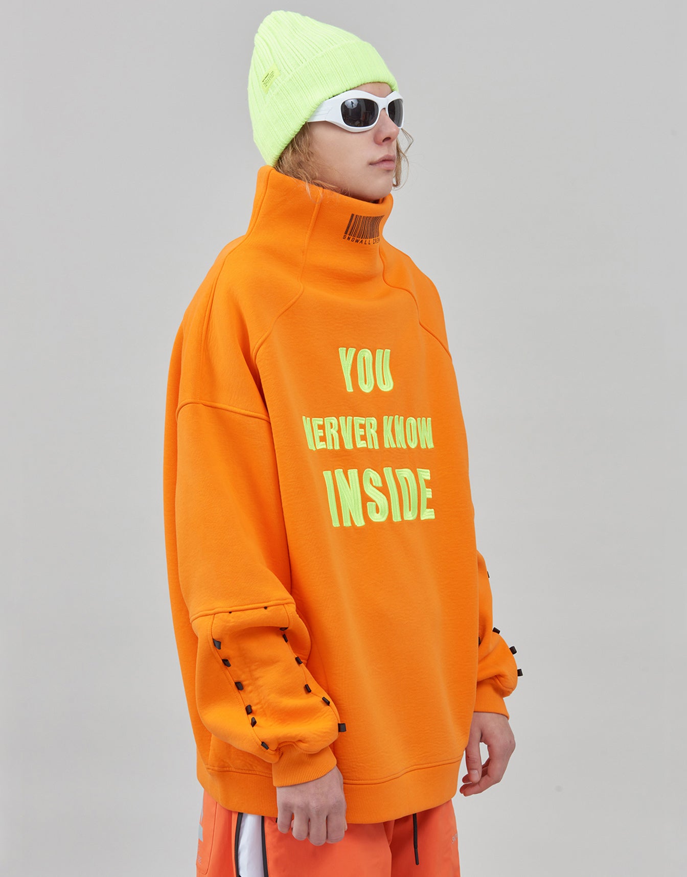 Sweat à capuche résistant à l'eau à l'intérieur 